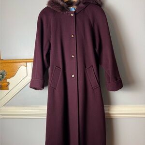 Vintage Womens Long Hooded Wool Coat with Faux Fur Trim - Burgundy